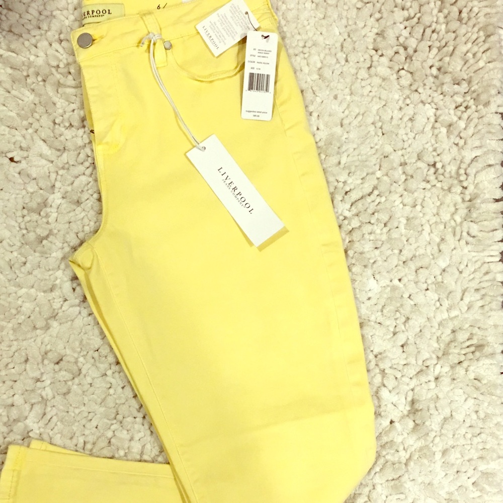 Size 6 Brand new Liverpool yellow jeans